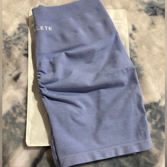 NWT Alphalete Amplify Short - Picture 3 of 8